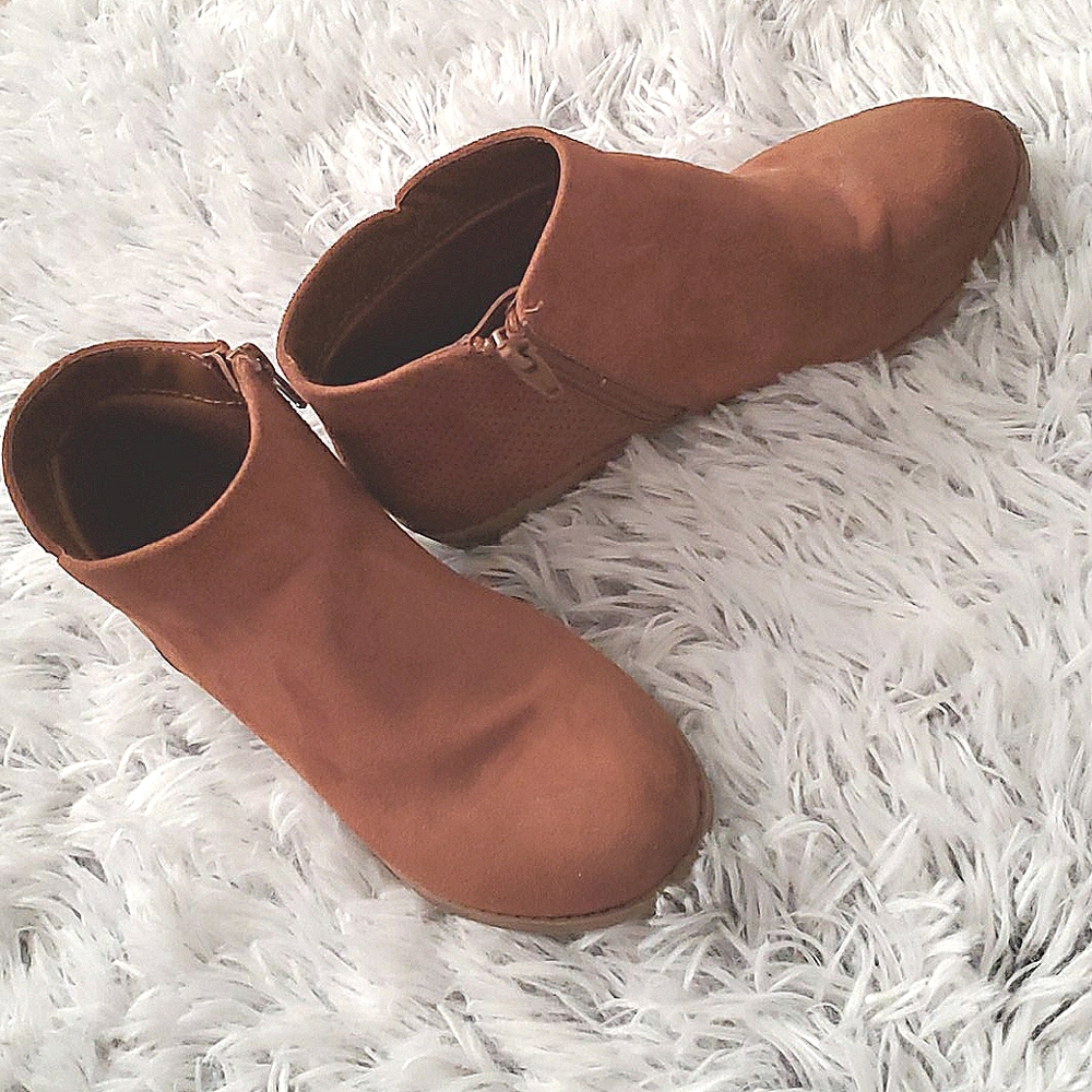 Brown booties for girls